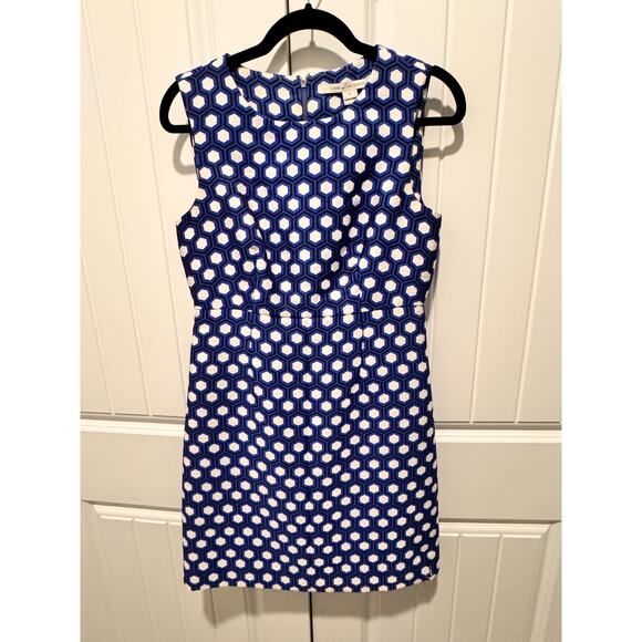 Diane von Furstenberg Dresses & Skirts - Diane Von Furstenberg "Carrie" Blue & White Hexagon Dress, Size 4